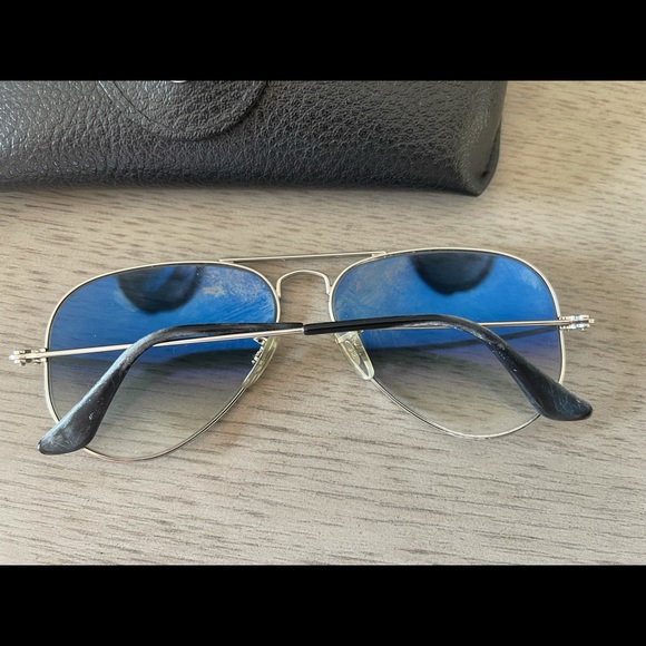 Ray Ban Women’s Sunglasses - Picture 3 of 4